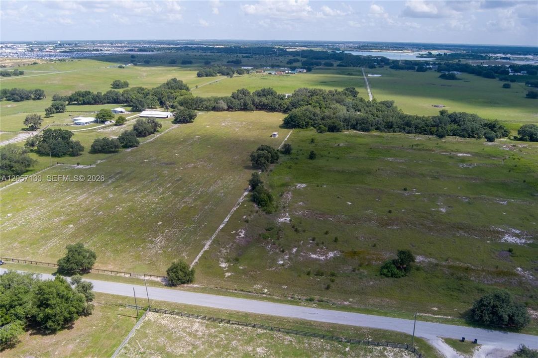 En Venta: $220,000 (1.00 acres)