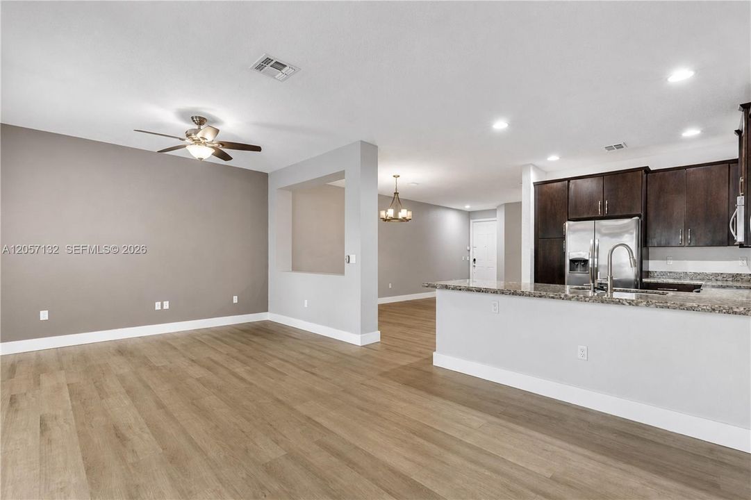 For Rent: $4,500 (3 beds, 2 baths, 1892 Square Feet)