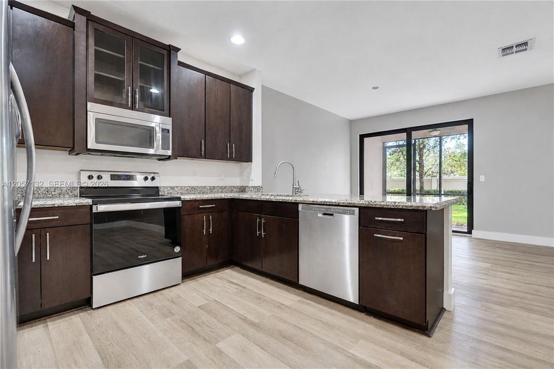 For Rent: $4,500 (3 beds, 2 baths, 1892 Square Feet)