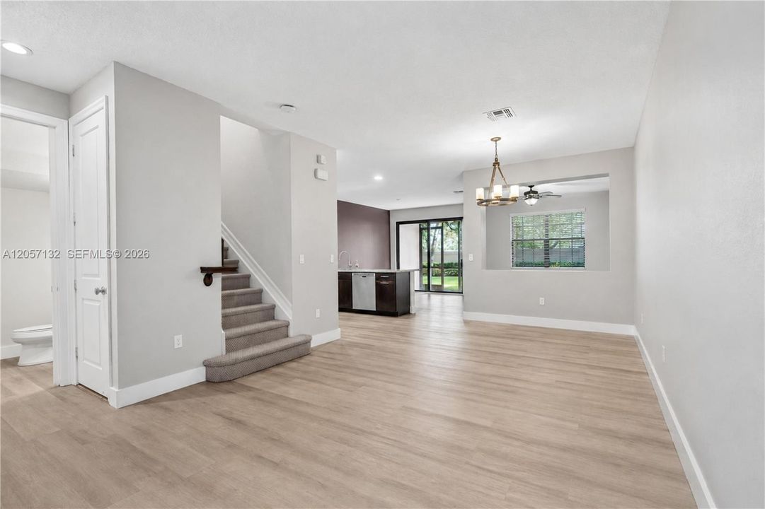For Rent: $4,500 (3 beds, 2 baths, 1892 Square Feet)