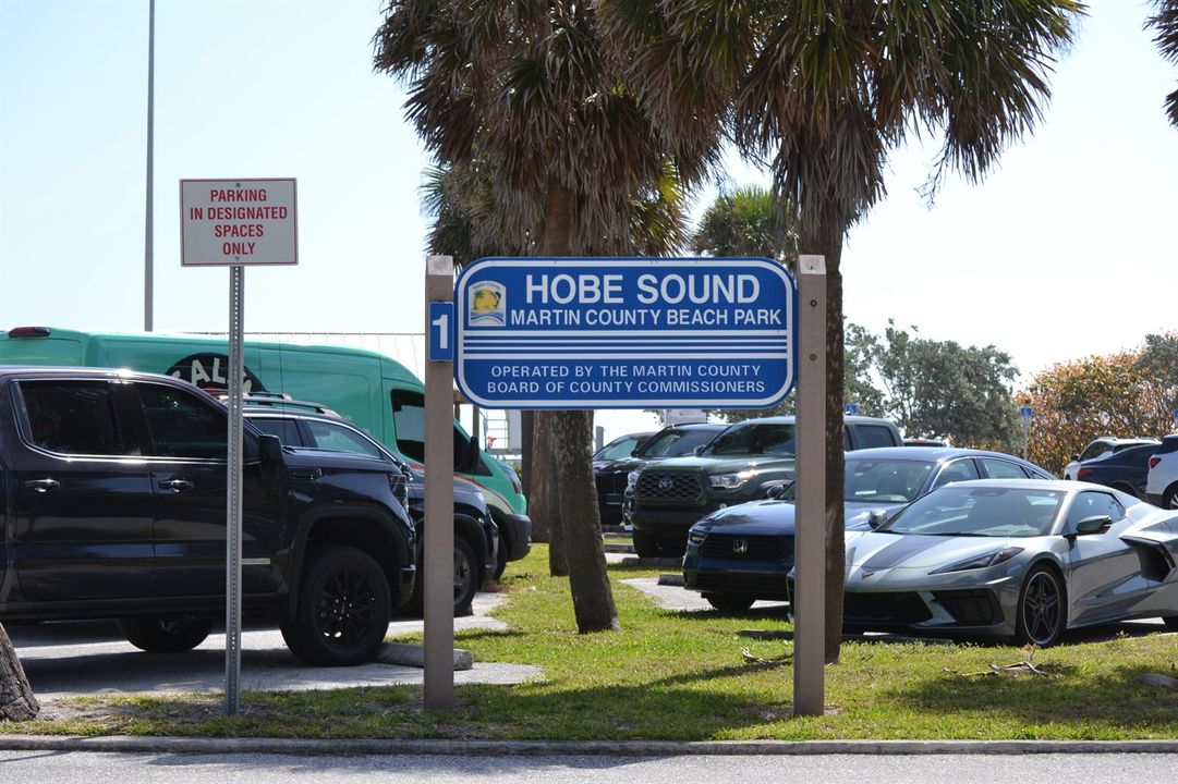 Hobe Sound Beach Sign