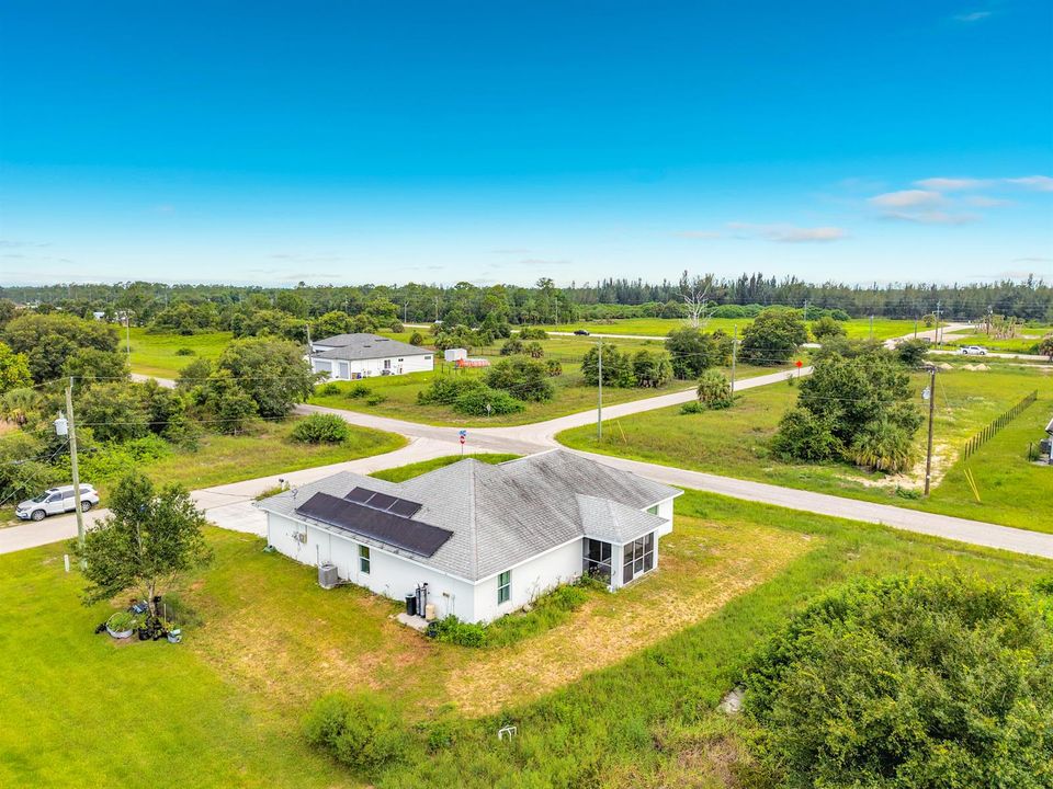 2501 E 17th Street-25