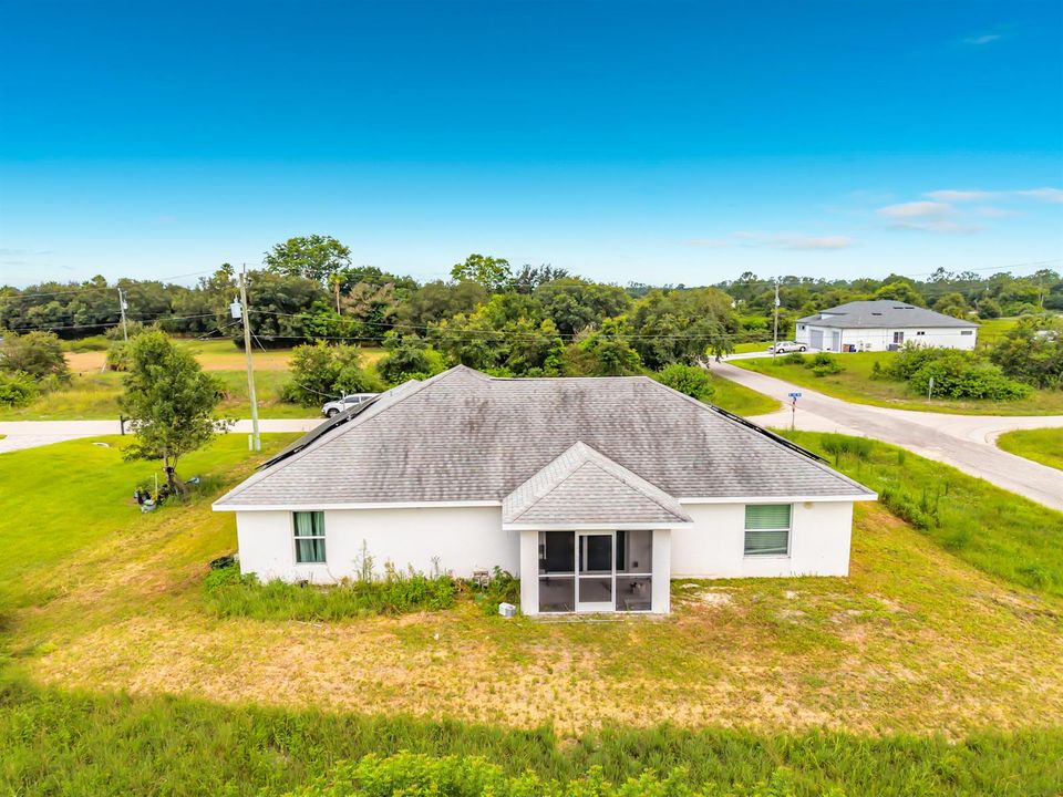 2501 E 17th Street-23