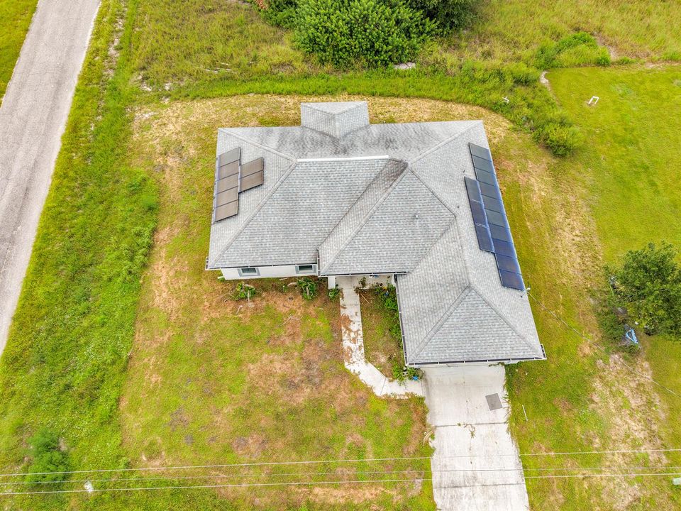 2501 E 17th Street-30