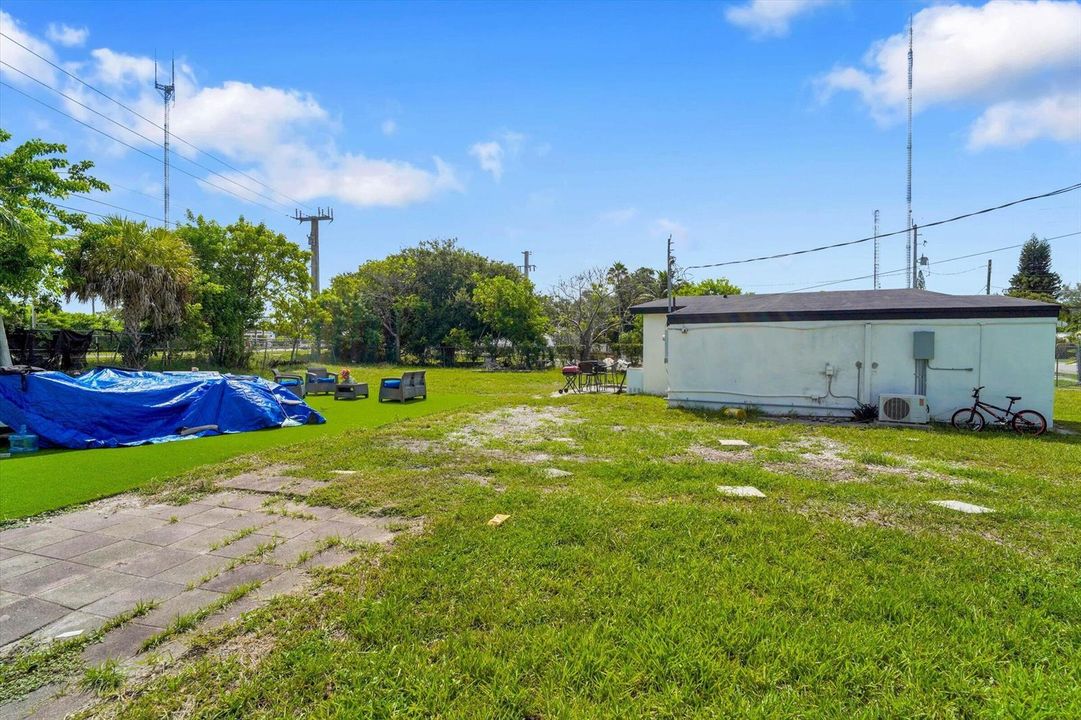 08-41 William Rd-8