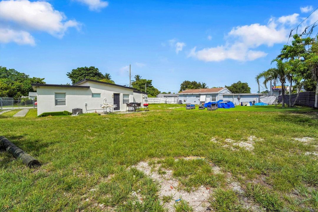 05-41 William Rd-5