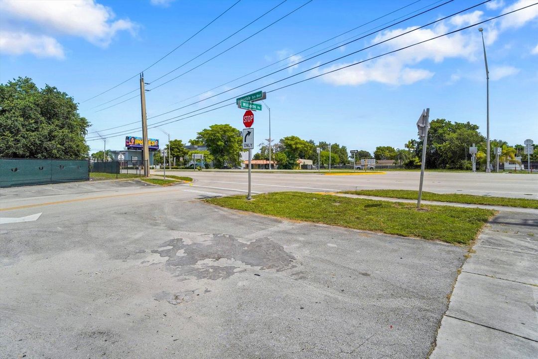 30-41 William Rd-30