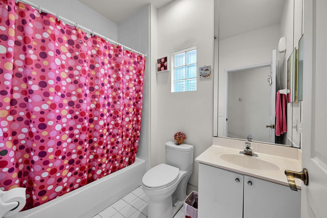 11650 NW 48th Ct Coral Springs 00020