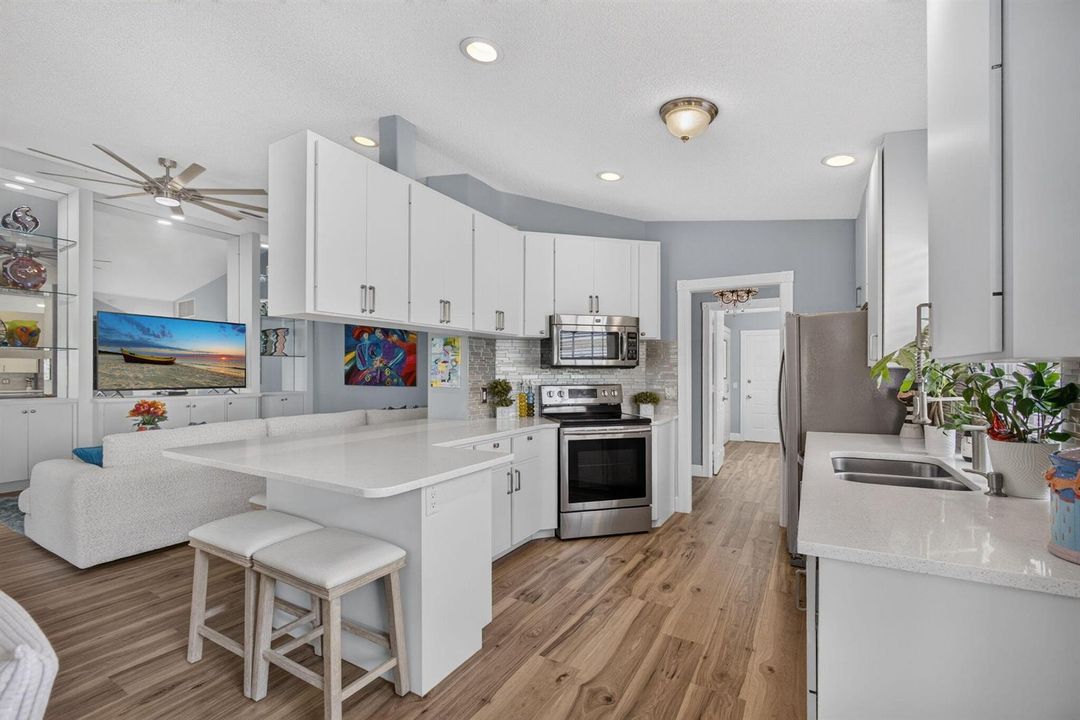 11-Kitchen