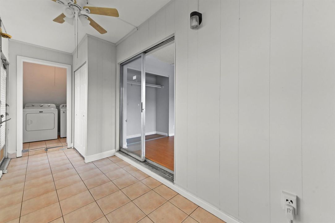 23 Patio 02