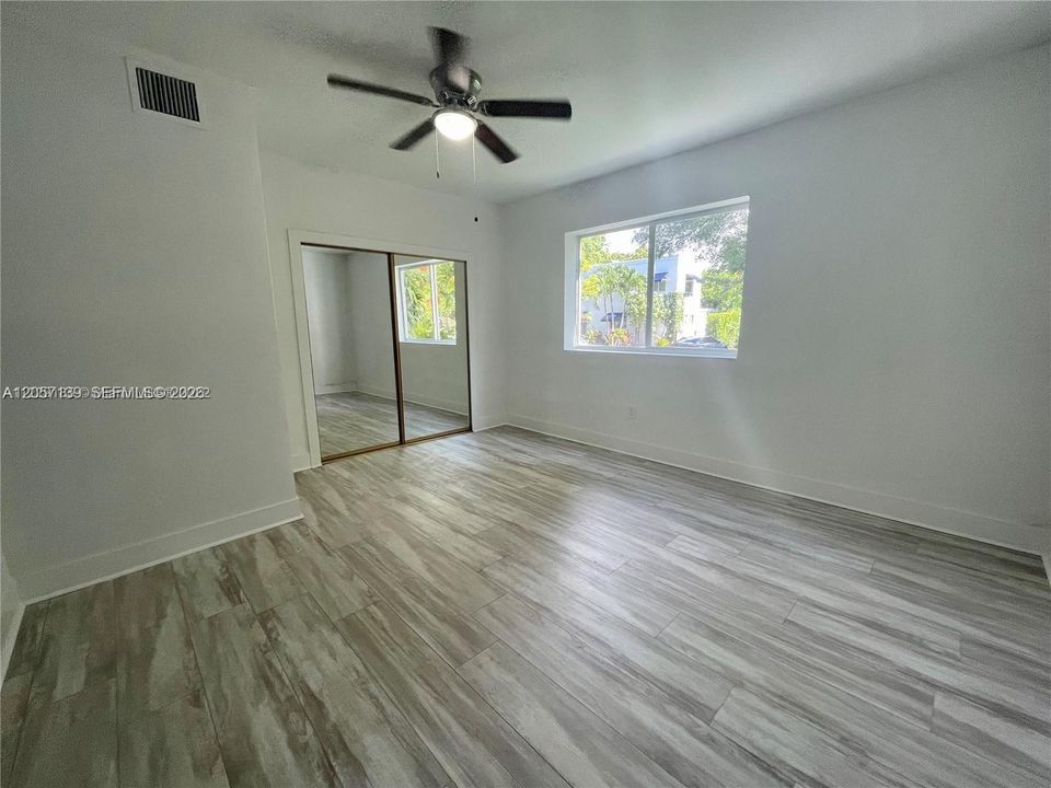 For Rent: $3,750 (2 beds, 2 baths, 1200 Square Feet)