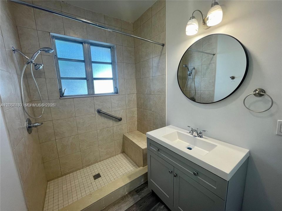 For Rent: $3,750 (2 beds, 2 baths, 1200 Square Feet)