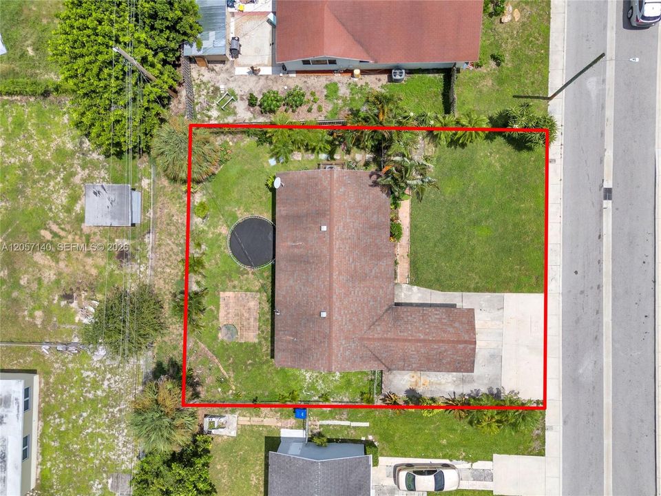 For Sale: $350,000 (3 beds, 2 baths, 1125 Square Feet)