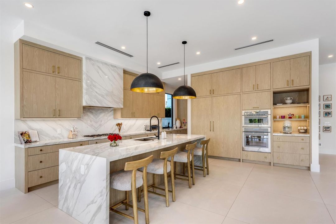 KITCHEN_ANGLE_RIGHT