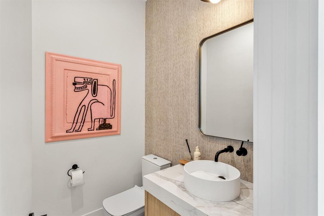 POWDER_ROOM
