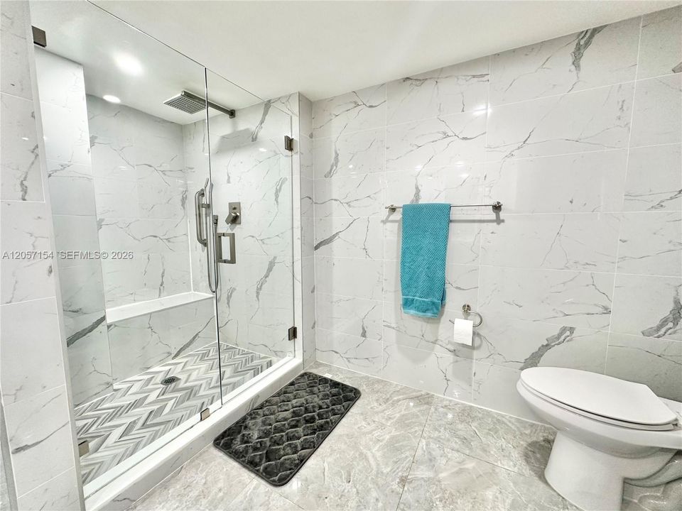 В аренду: $5,000 (2 спален, 2 ванн, 1717 Квадратных фут)
