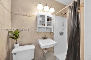 For Sale: $379,000 (3 beds, 2 baths, 1040 Square Feet)