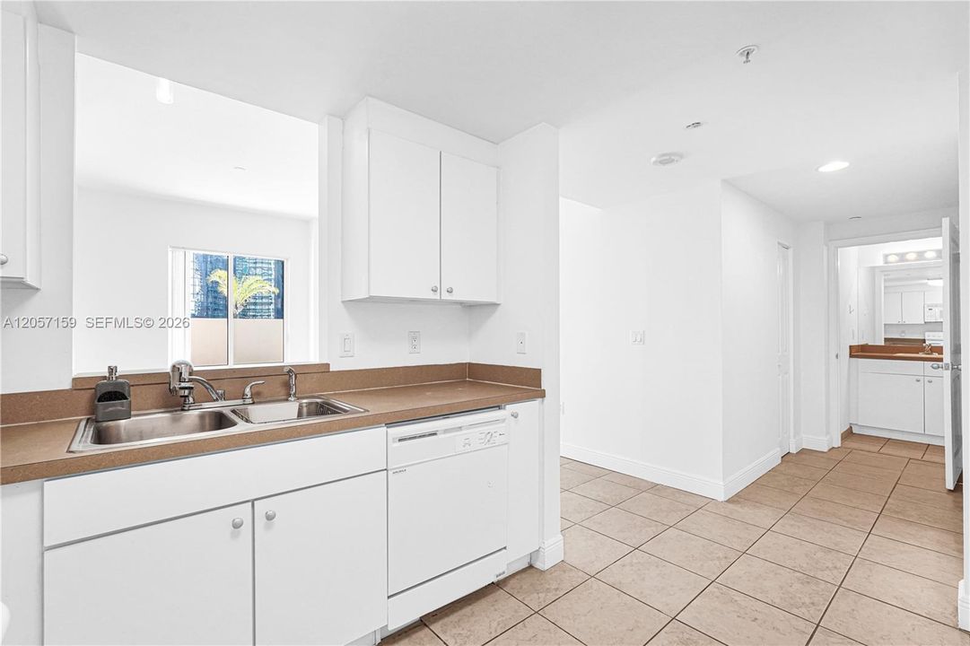 En Venta: $410,000 (1 camas, 1 baños, 860 Pies cuadrados)