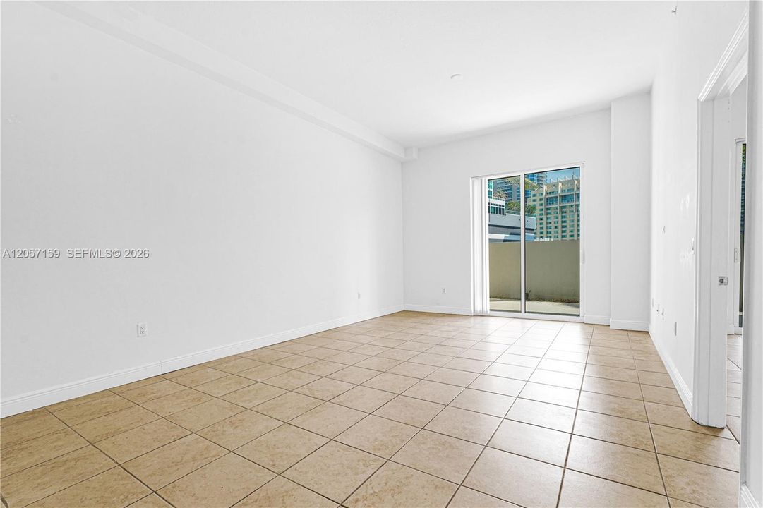 En Venta: $410,000 (1 camas, 1 baños, 860 Pies cuadrados)