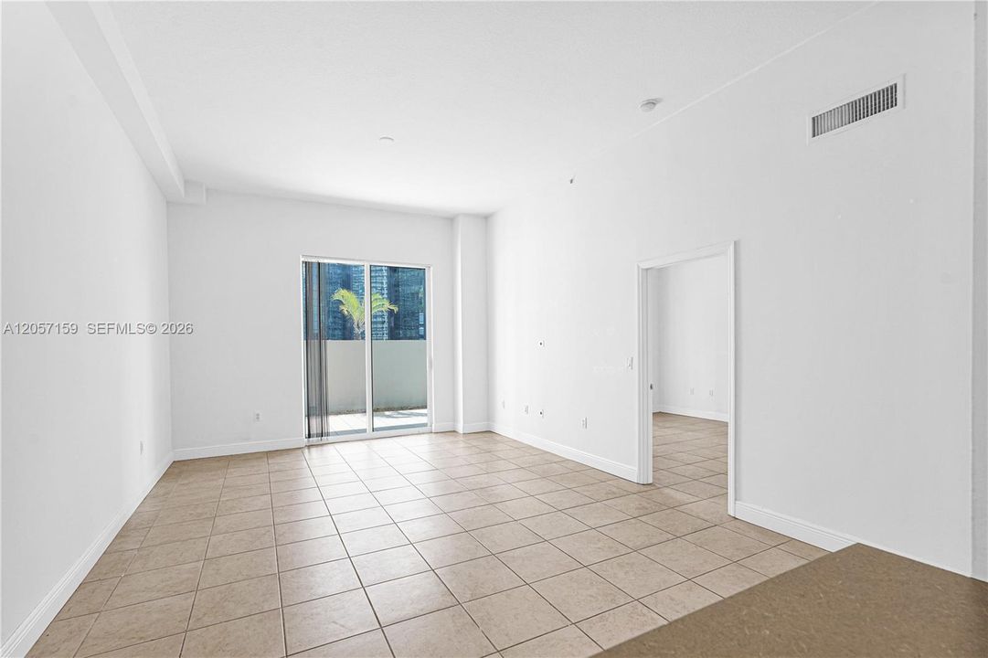 En Venta: $410,000 (1 camas, 1 baños, 860 Pies cuadrados)
