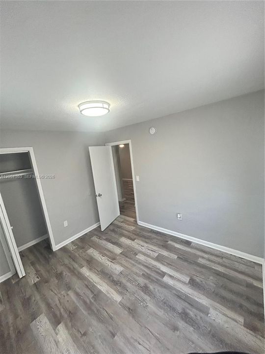 В аренду: $1,750 (2 спален, 1 ванн, 675 Квадратных фут)