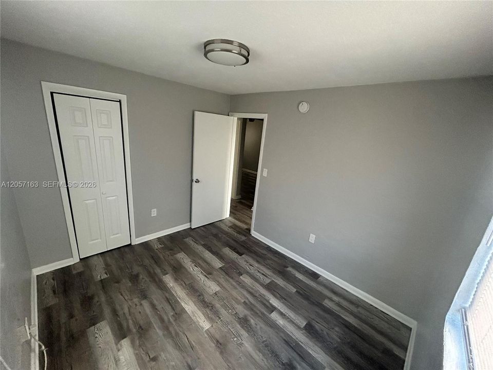В аренду: $1,750 (2 спален, 1 ванн, 675 Квадратных фут)