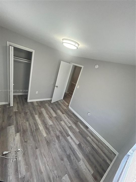 В аренду: $1,750 (2 спален, 1 ванн, 675 Квадратных фут)