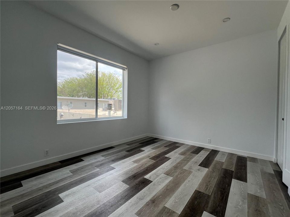 В аренду: $1,975 (1 спален, 1 ванн, 675 Квадратных фут)