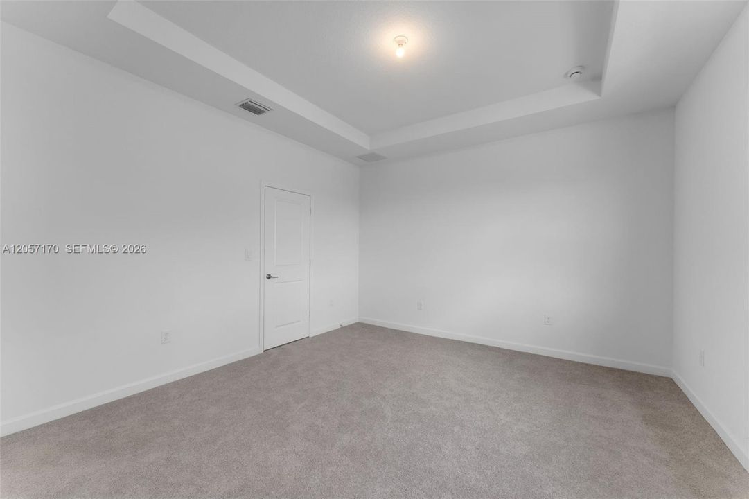 В аренду: $2,600 (4 спален, 3 ванн, 1615 Квадратных фут)