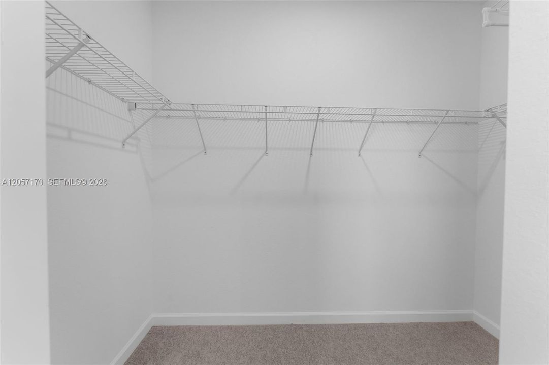 В аренду: $2,600 (4 спален, 3 ванн, 1615 Квадратных фут)