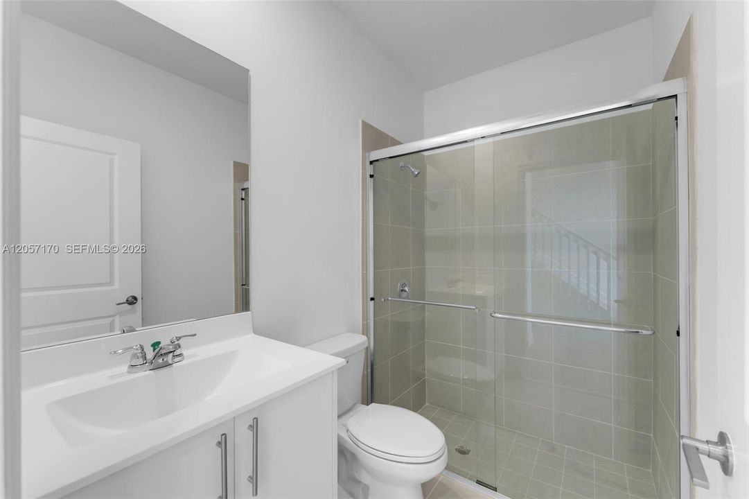 В аренду: $2,600 (4 спален, 3 ванн, 1615 Квадратных фут)