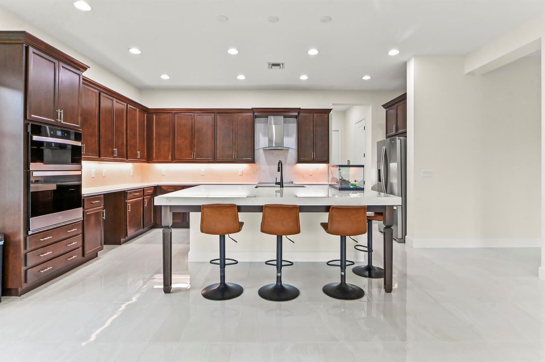 15 Kitchen 02