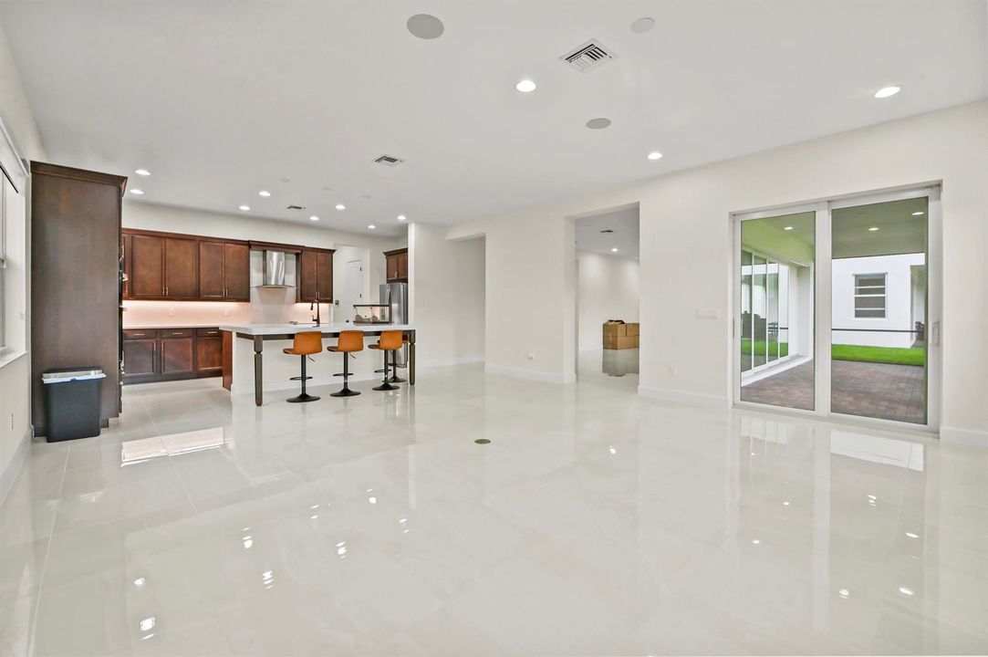 13 Dining room 03