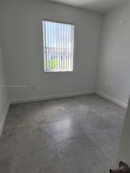 В аренду: $2,450 (3 спален, 2 ванн, 1331 Квадратных фут)