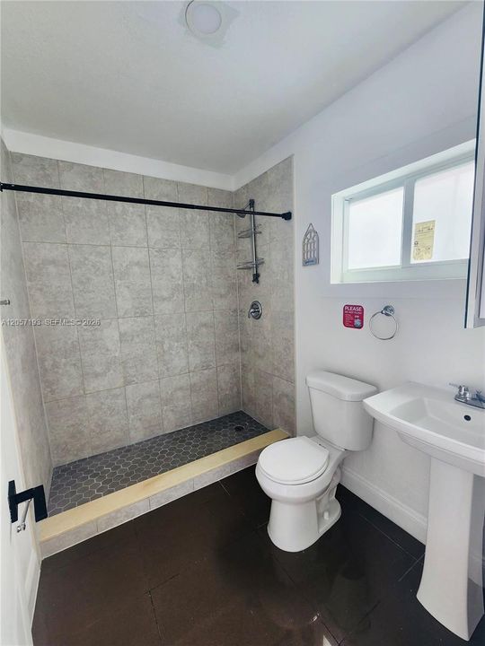 В аренду: $1,850 (2 спален, 2 ванн, 0 Квадратных фут)