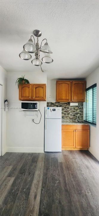 В аренду: $1,850 (2 спален, 2 ванн, 0 Квадратных фут)