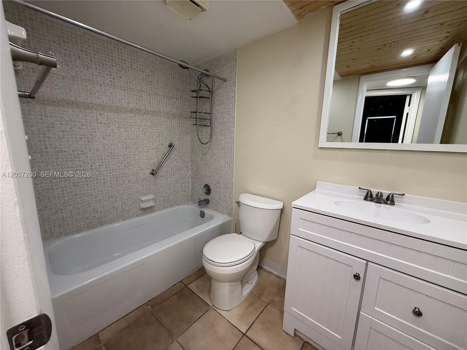 En Venta: $115,000 (2 camas, 2 baños, 850 Pies cuadrados)