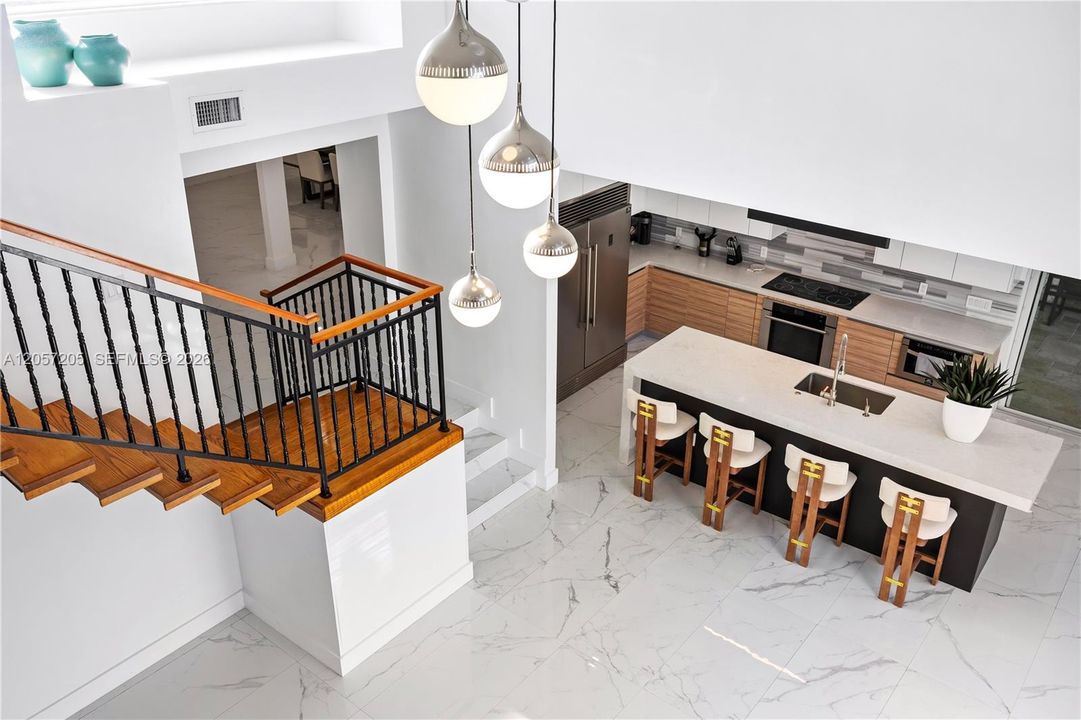 For Sale: $2,950,000 (6 beds, 6 baths, 4496 Square Feet)