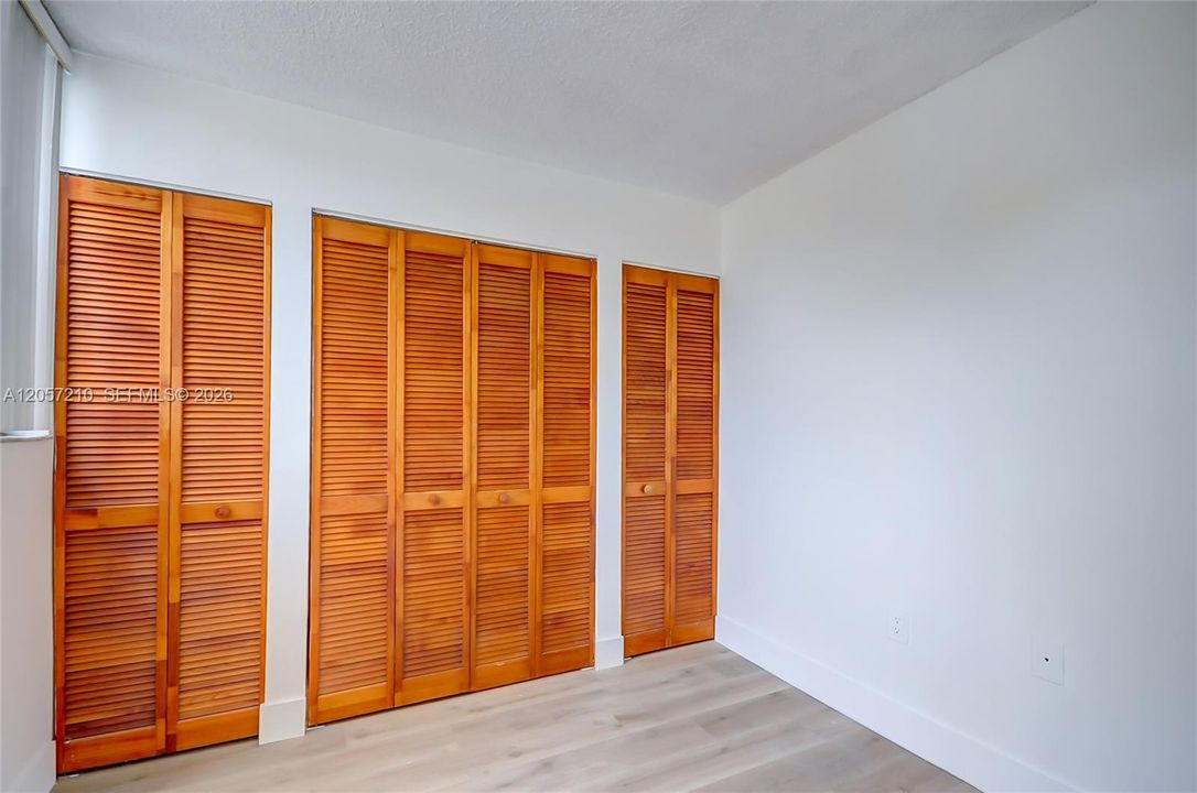 Closet Bedroom #2