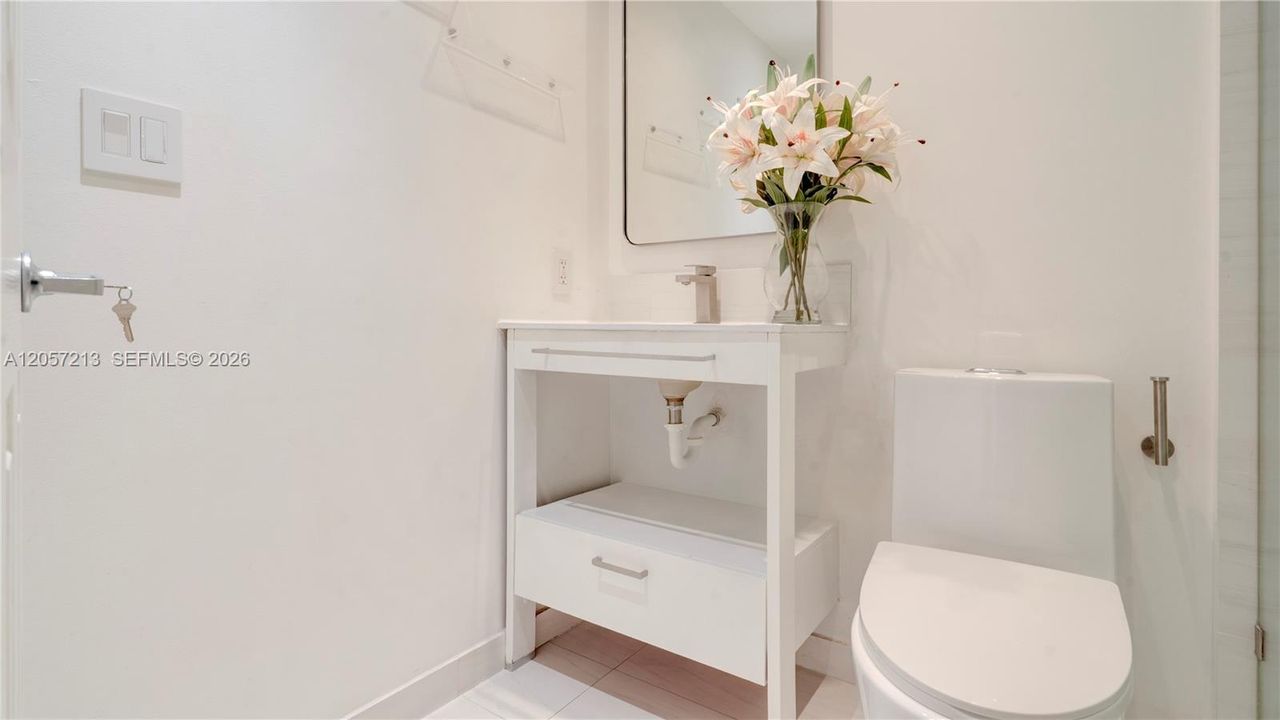 В аренду: $2,400 (1 спален, 1 ванн, 580 Квадратных фут)