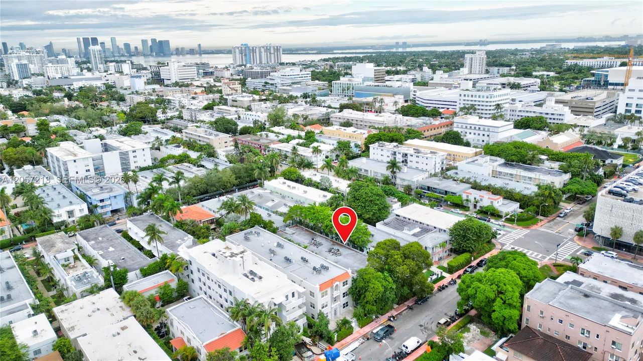 В аренду: $2,400 (1 спален, 1 ванн, 580 Квадратных фут)