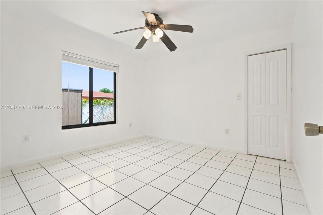 For Rent: $3,500 (3 beds, 2 baths, 1275 Square Feet)