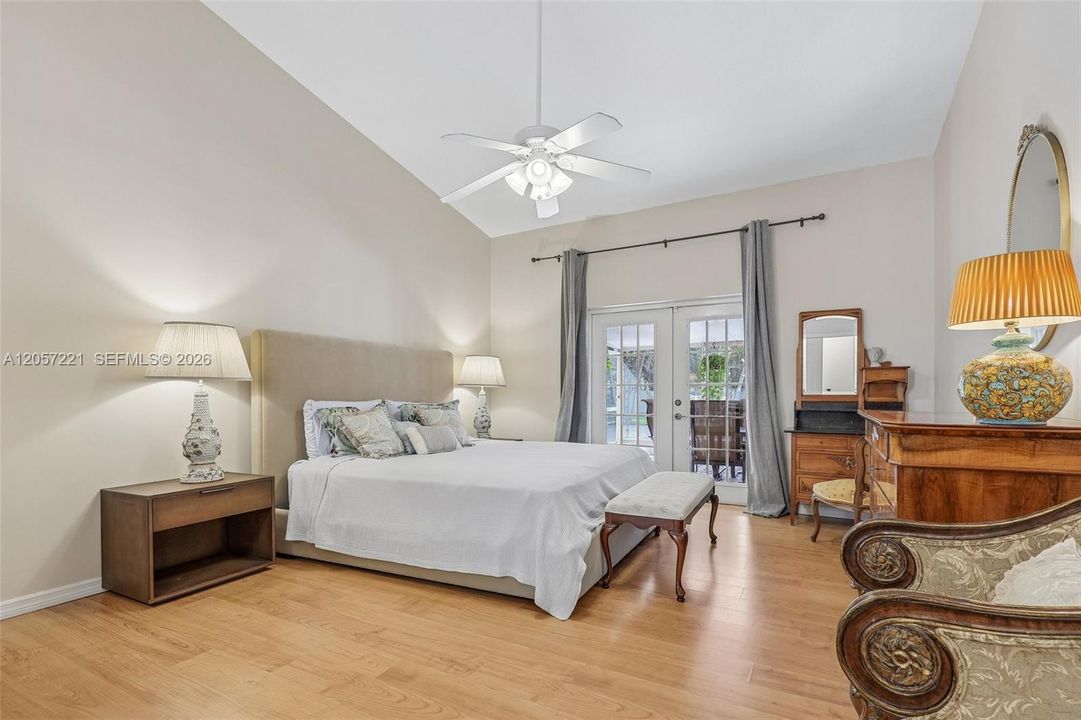 В аренду: $4,900 (4 спален, 2 ванн, 2301 Квадратных фут)