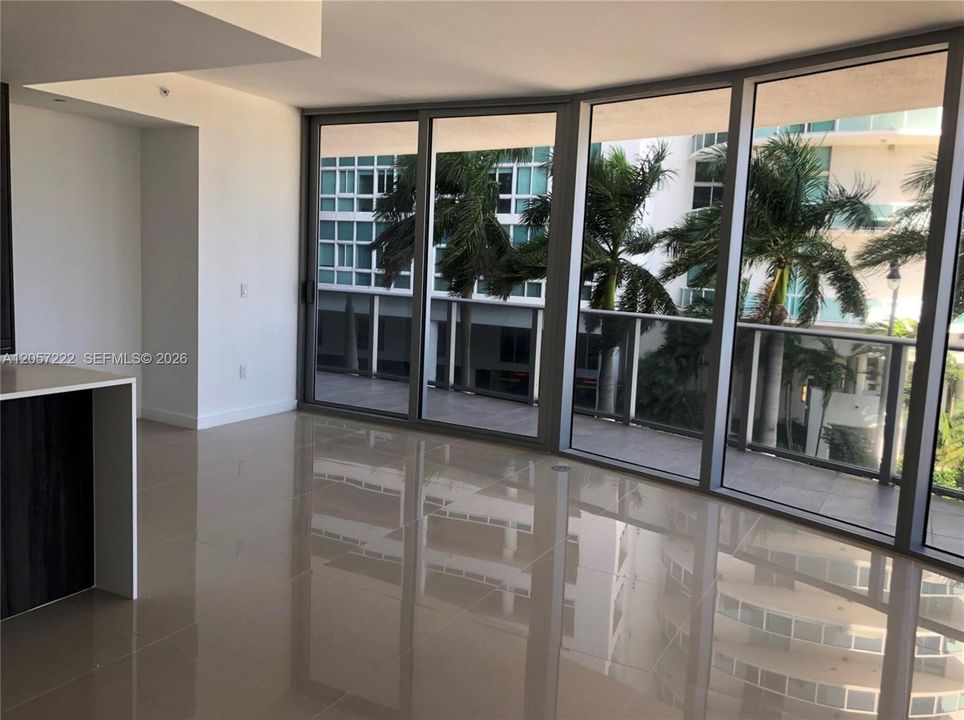 For Rent: $8,000 (3 beds, 4 baths, 2018 Square Feet)