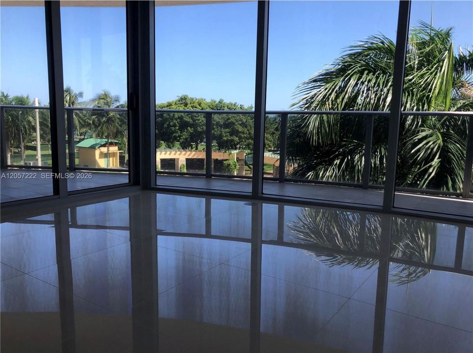 For Rent: $8,000 (3 beds, 4 baths, 2018 Square Feet)