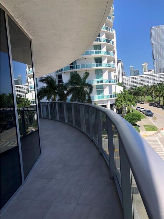 For Rent: $8,000 (3 beds, 4 baths, 2018 Square Feet)