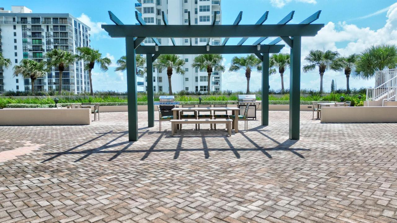 3020 Northeast 32nd Ave unit 606-42