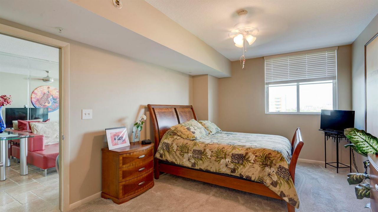 3020 Northeast 32nd Ave unit 606-25