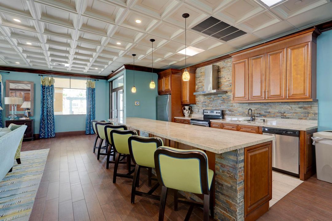 3020 Northeast 32nd Ave unit 606-38