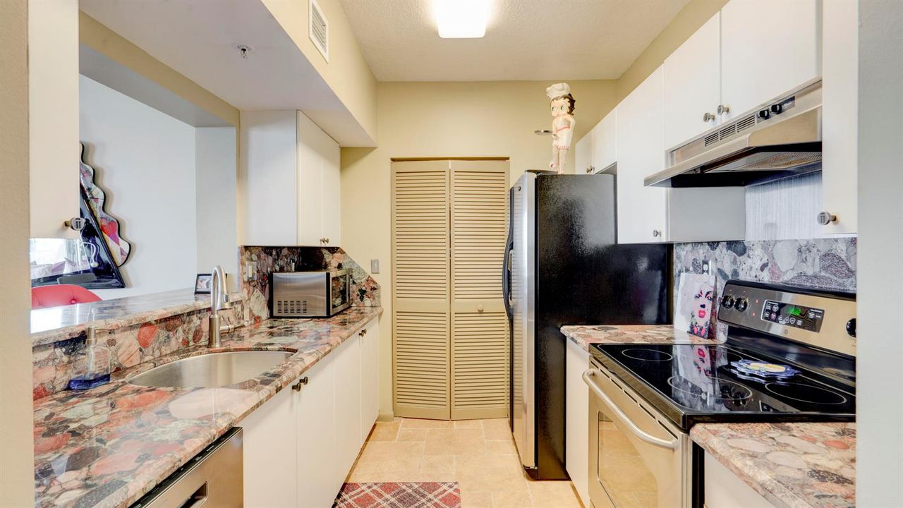 3020 Northeast 32nd Ave unit 606-3